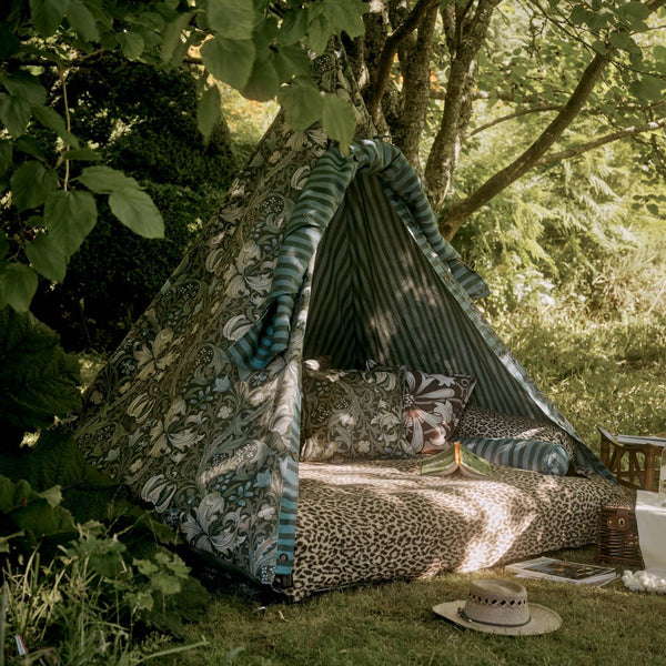 Wild Card Recycled Performance Stofff von House of Hackney — Interieur