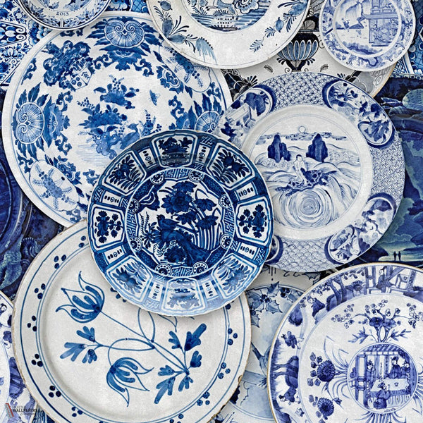 Delftware carta da parati in Dutch Blue di Mind the Gap