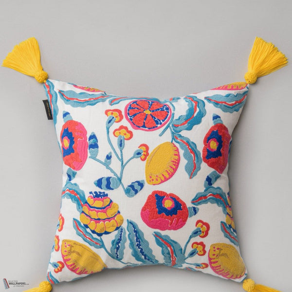 Fiori di Limone Embroidered coussin en Fucsia/White de Mind the Gap
