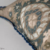 Flourish Kissen von Mind the Gap — Detail