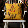 Gypsy Ochre coussin de Mind the Gap — ambiance