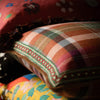 Kerschdorf Plaid Kissen von Mind the Gap — Detail