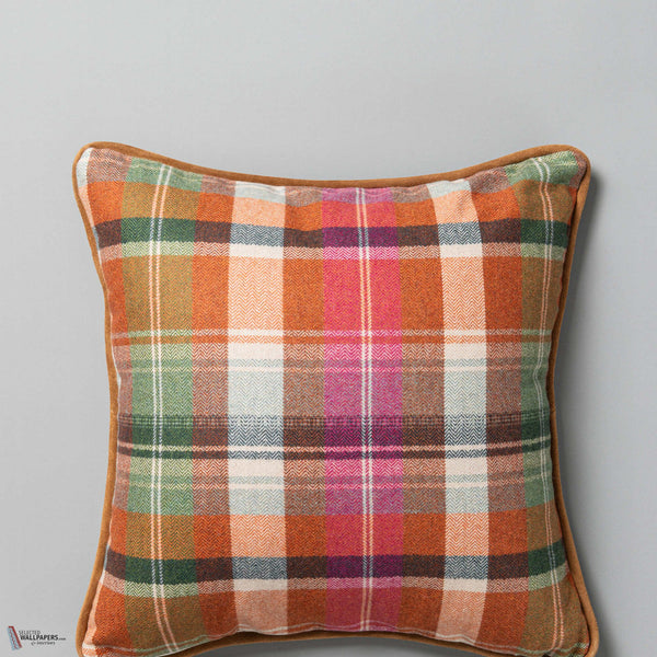 Kerschdorf Plaid Kissen von Mind the Gap — Produktfoto
