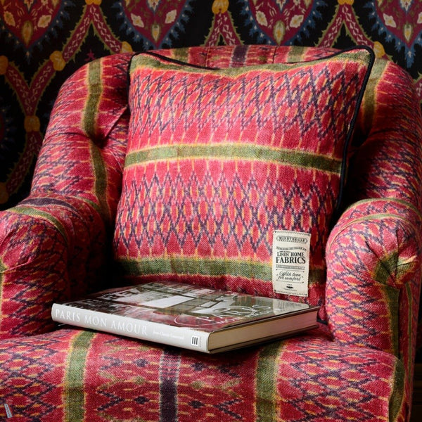 Lakai cushion by Mind the Gap — interior