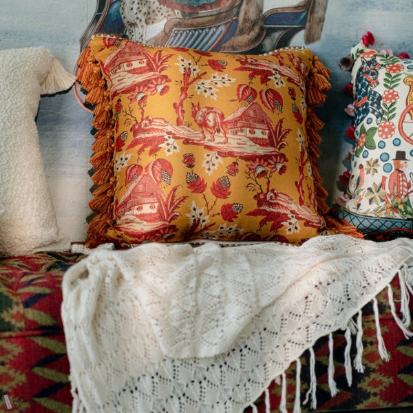 Namlos cushion by Mind the Gap — interior