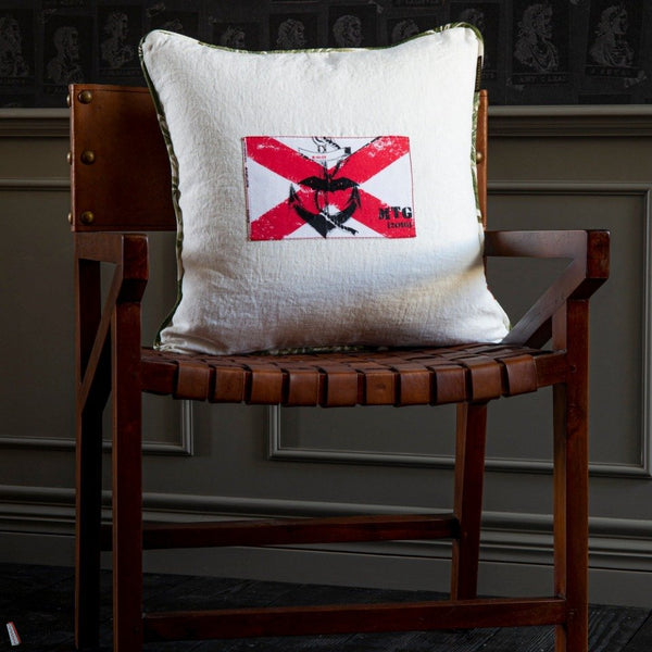 Naval Flag II Kissen von Mind the Gap — Ambiente