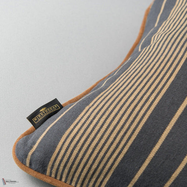 Newport Stripes kussen van Mind the Gap — detail