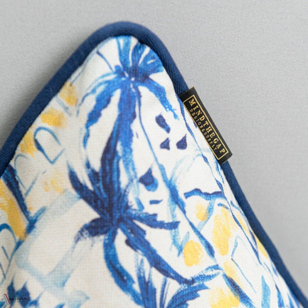 Rhodes Kissen von Mind the Gap — Detail