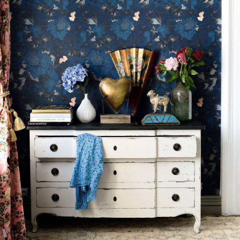 The Cantonese Garden wallpaper by Mind the Gap — interior