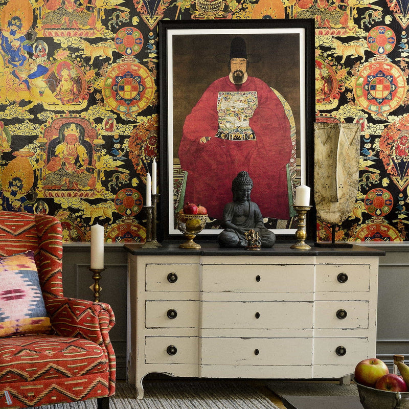 Tibetan Tapestry Metallic behang van Mind the Gap — interieur