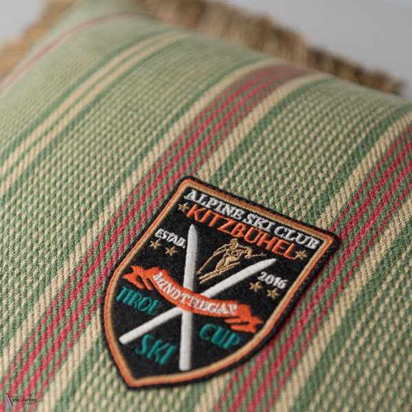 Tyrolean Stripes kussen van Mind the Gap — detail