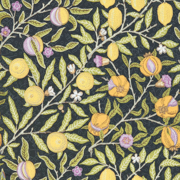 Fruit behang in Twilight van Morris & Co