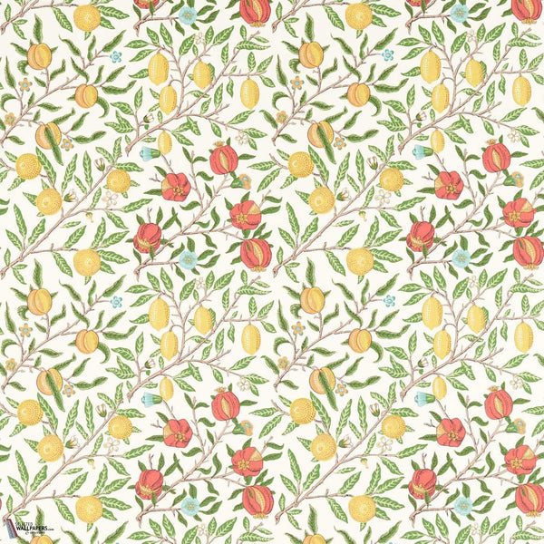 Fruit tessuto in Leaf Green/Madder di Morris & Co