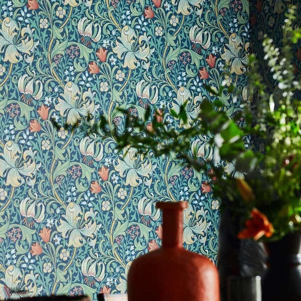 Golden Lily papel pintado de Morris & Co