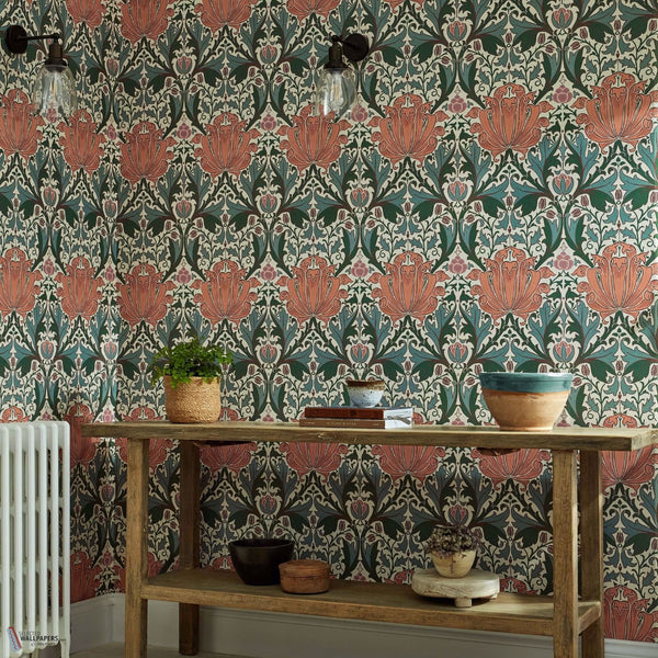 Helena behang in Peach/Teal van Morris & Co