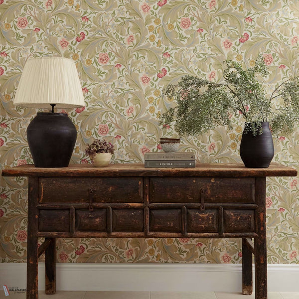 Leicester behang in Marble/Rose van Morris & Co