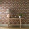 Norbury behang in Slate/Madder van Morris & Co