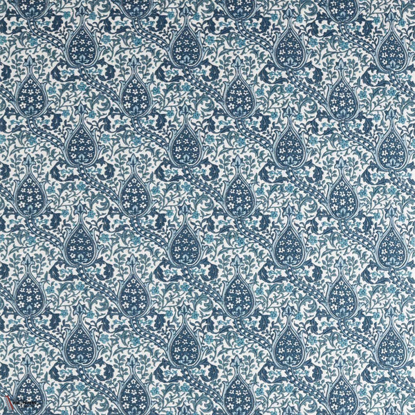 Persian Tulip Embroidery tissu en Indigo de Morris & Co