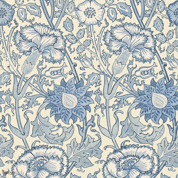 Pink & Rose behang in Indigo van Morris & Co