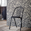 Pure Thistle behang in Black Ink van Morris & Co