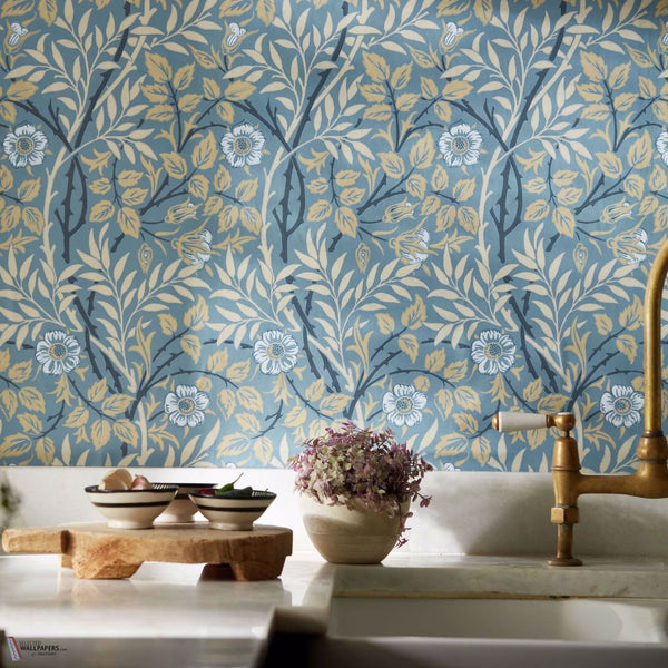 Sweet Briar behang in Mineral/Linen van Morris & Co