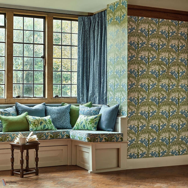 The Savaric wallpaper in Garden Green by Morris & Co