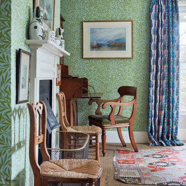 Willow behang in Yellow van Morris & Co