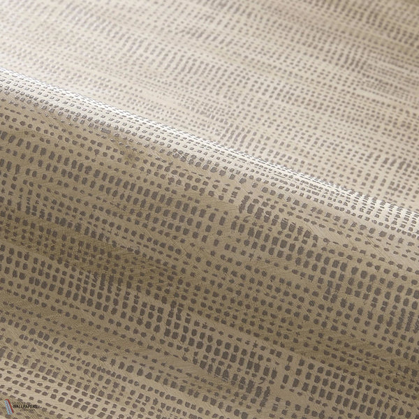 Constanza Tapete in Taupe von Pierre Frey Detail