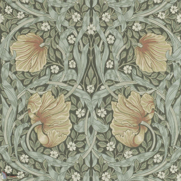 Pimpernel wallpaper in Bayleaf/Manilla van Morris & Co