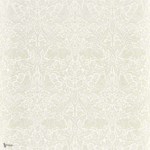 Pure Brer Rabbit wallpaper in White Clover van Morris & Co