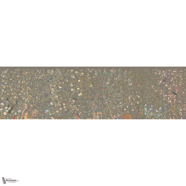 Qianlong Garden behang in Charcoal Taupe van Iksel