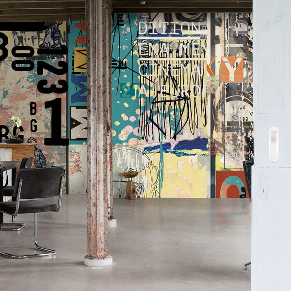 The Board wallpaper in Multicolour van Daisy James — interieur
