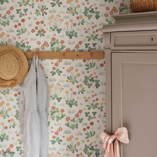 Bellis behang van Sandberg — interieur