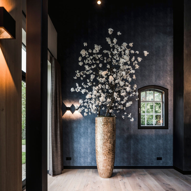Suave wallpaper by Dutch Walltextile Company