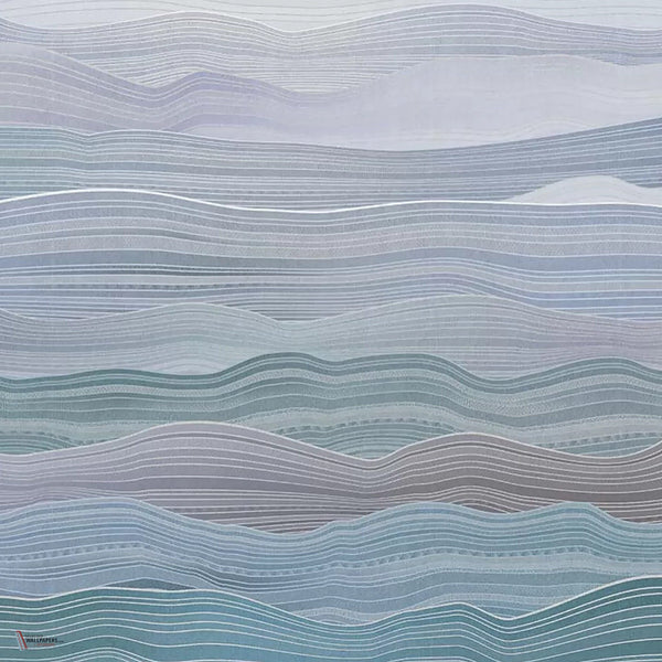 Auric Waves wallpaper in Ice by Tecnografica — colour swatch