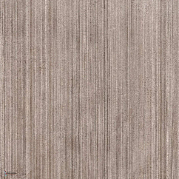 Faded Bloom wallpaper in Nut B by Tecnografica — colour swatch