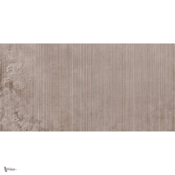 Faded Bloom wallpaper in Nut B by Tecnografica — full design