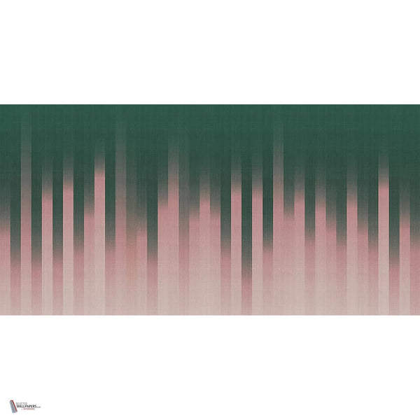 Komi behang in Green Pink van Tecnografica — volledig ontwerp