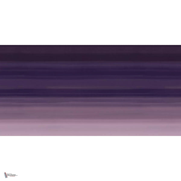 Oriental Breeze behang in Ultraviolet C van Tecnografica — volledig ontwerp