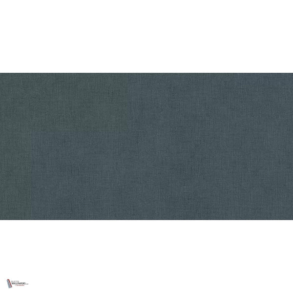 Out of the Woods behang in Canvas Blue van Tecnografica — volledig ontwerp