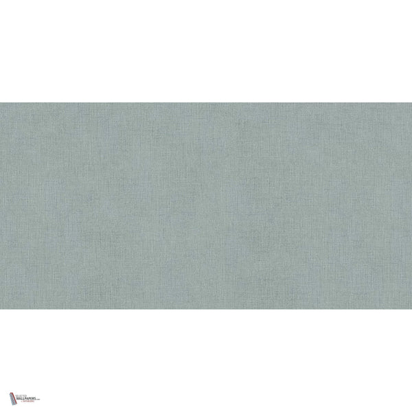 Out of the Woods behang in Canvas Light Blue van Tecnografica — volledig ontwerp