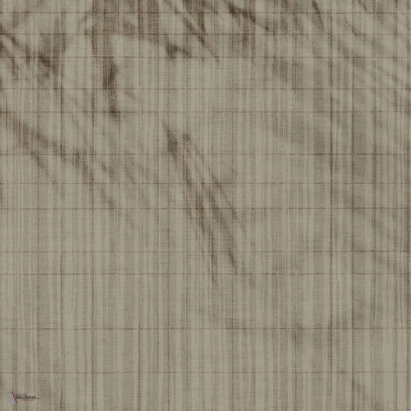 Shadow wallpaper in Olive A by Tecnografica — colour swatch