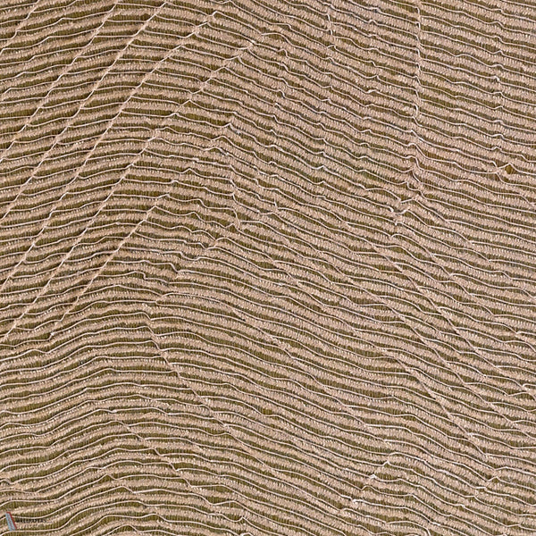 Cubro wallpaper in Nuance Cubro 215 by Tissage Mahieu