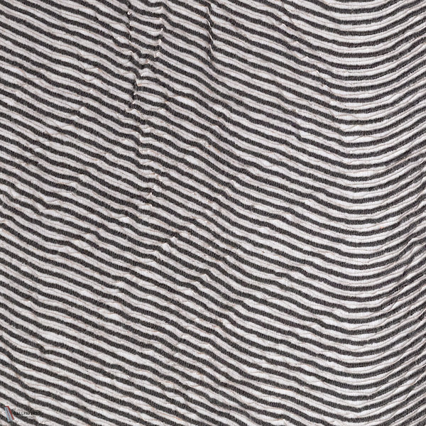 Cubro wallpaper in Nuance Cubro 217 by Tissage Mahieu