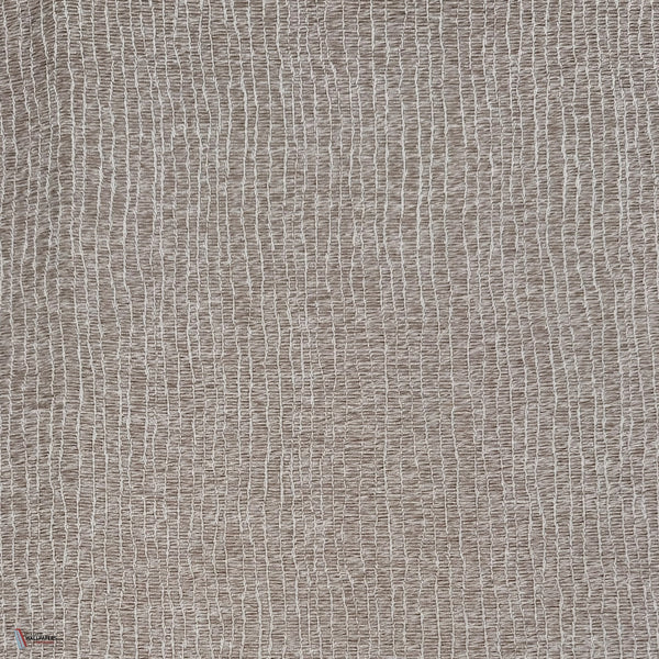 Willow wallpaper in Birch by Tissage Mahieu
