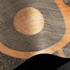 Gravity Lines Tapete Premium Silk Gold Tapete in T11067 von Tuskara