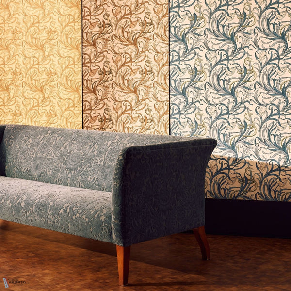 Voysey House Snake Tulip wallpaper sfeerbeeld