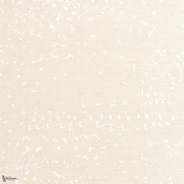 Yamnaya Letters Wall papier peint en White Pigment de Dedar