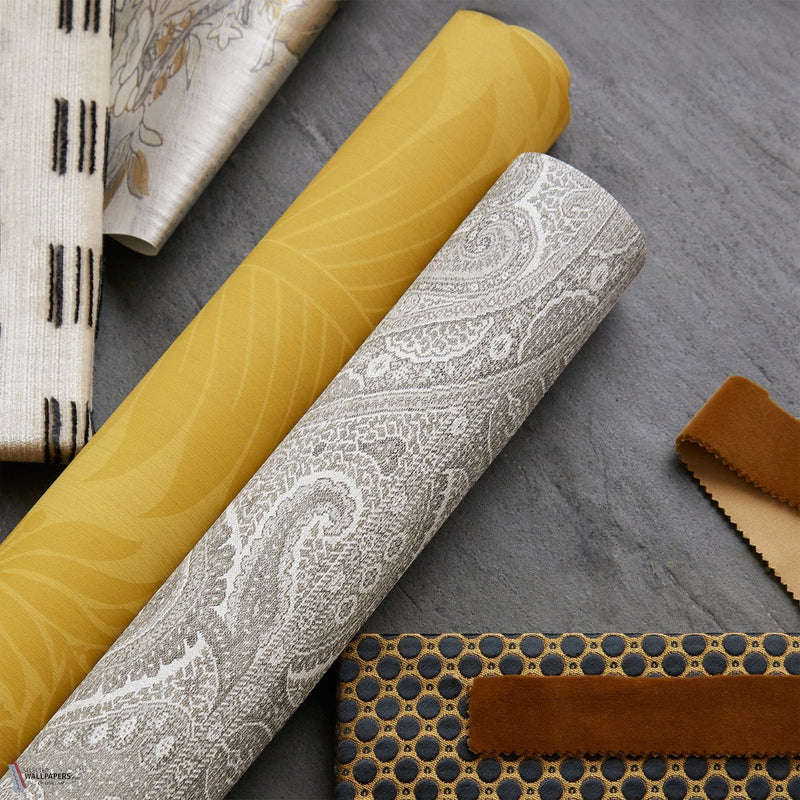 Marsden's Palm Damask behang in Tigers Eye van Zoffany