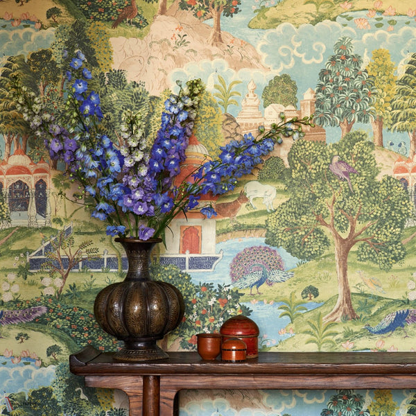 Peacock Garden wallpaper in Linen/Silver by Zoffany